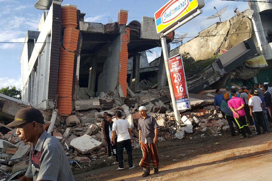 Korban Gempa Aceh Terus Dicari