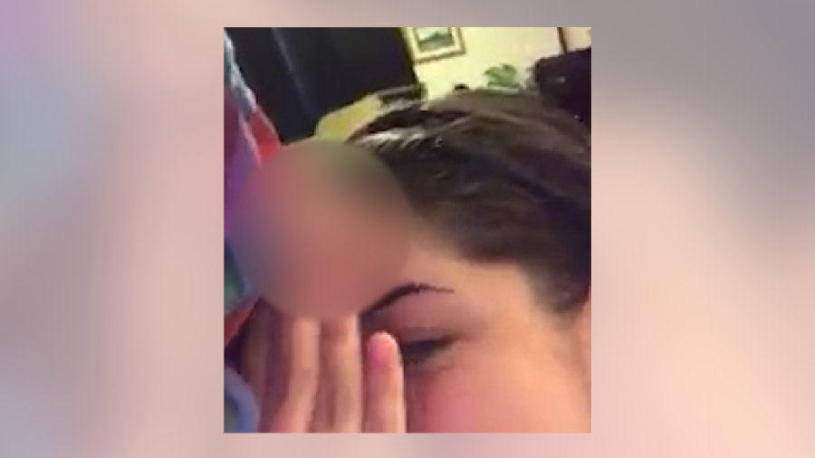 Gadis Ini Pakai Buah Zakar Pacarnya Sebagai Pengganti Beauty Blender