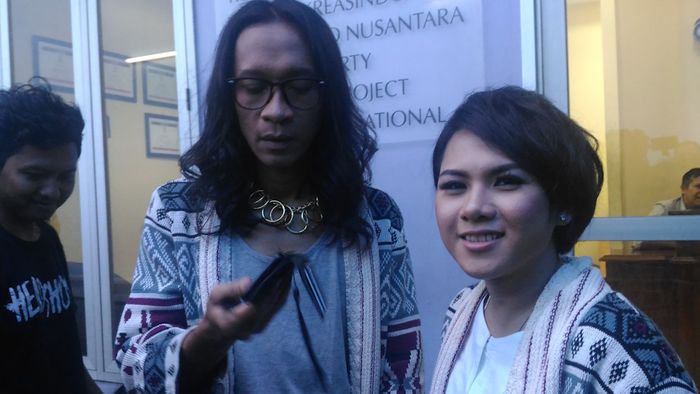 Ingin Pertahankan Rumah Tangga, Evelyn Siap Perang di Pengadilan