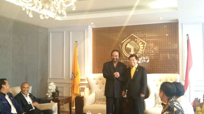 Satu Jam Lebih Diskusi, Ini yang Dibahas NasDem dan Golkar  