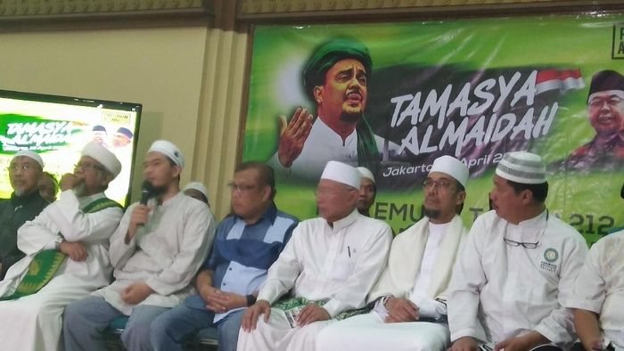 Peserta Tamasya Al Maidah Diimbau Percayakan pada UU