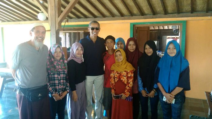 Ke Restoran Bumi Langit, Obama Lahap Banget Makan Ini