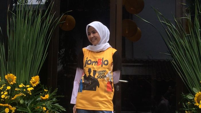 Main Film Lagi, Natasha Rizky Didukung Desta