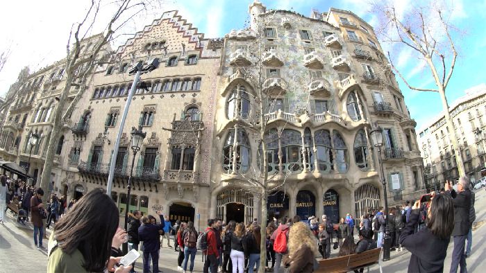 Casa Batllo, Rumah Tulang di Barcelona