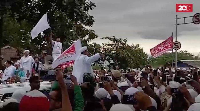 Usai Diperiksa Polisi, Habib Rizieq Langsung Orasi