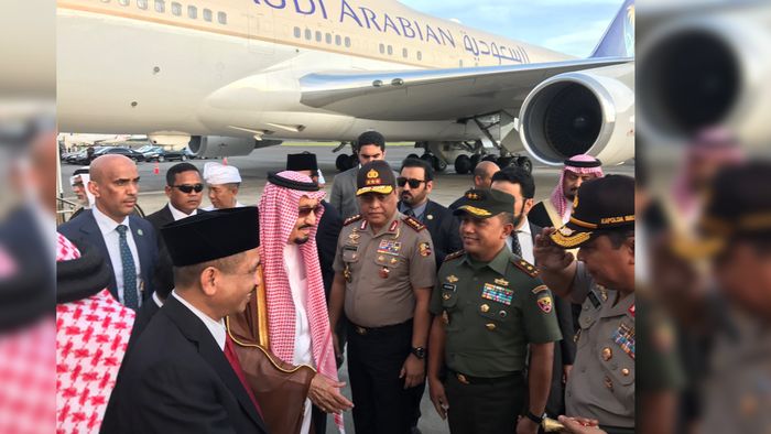 Rombongan Raja Salman Olahraga Air di Bali