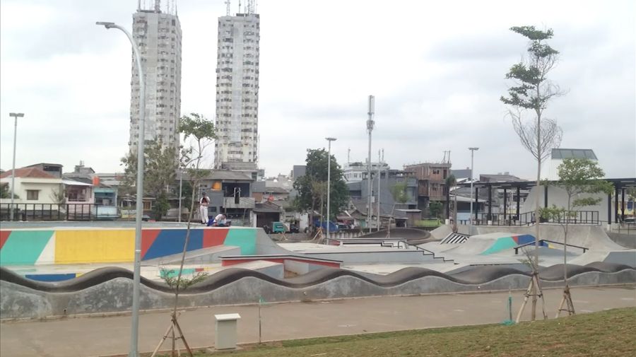 Seni Mural Percantik Wajah Eks Lokalisasi