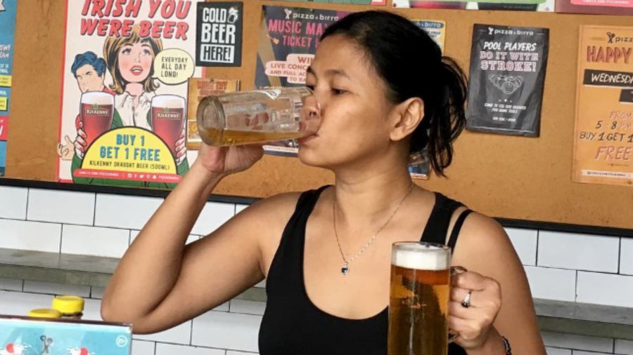 Djenar Maesa Ayu Dikritik Netizen Gara-gara Foto Ini