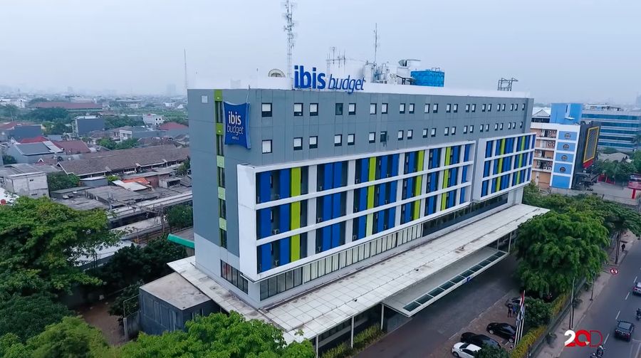 Menikmati Hotel Nyaman di Tengah Kota