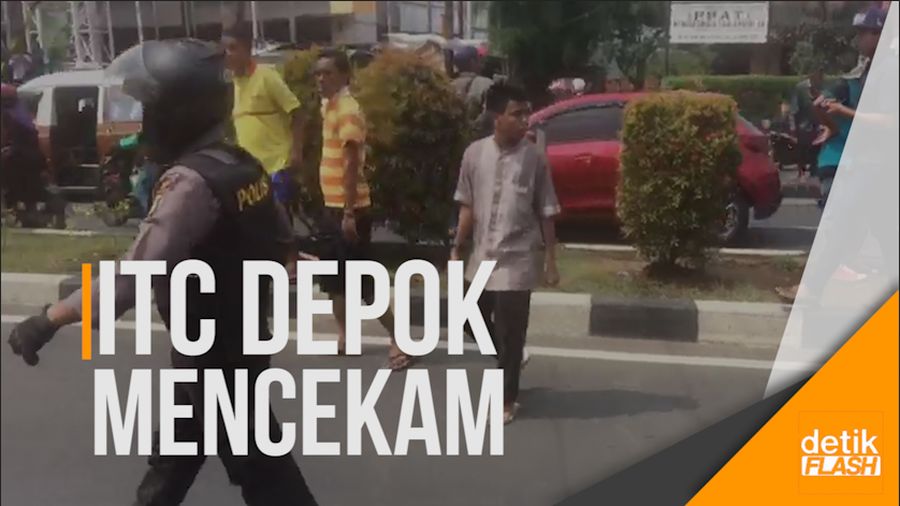 Benda Mencurigakan Depan ITC Depok