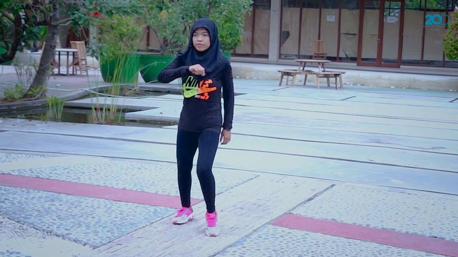 5 Gerakan Olahraga Yang Bisa Bikin Badan Langsing