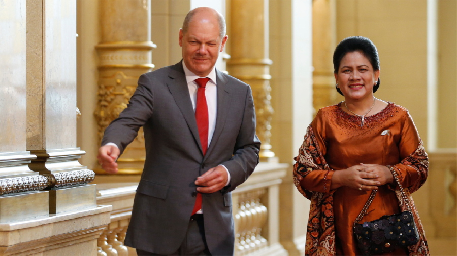 Penampilan Iriana Jokowi Curi Perhatian di KTT G20