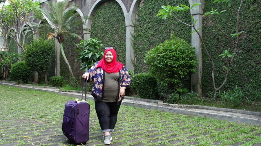 Nyaman dan Stylish Saat Traveling Untuk Plus Size