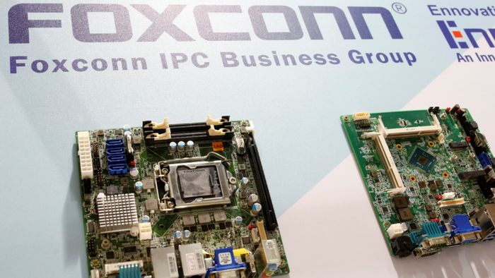 Laba Foxconn Melonjak karena iPhone