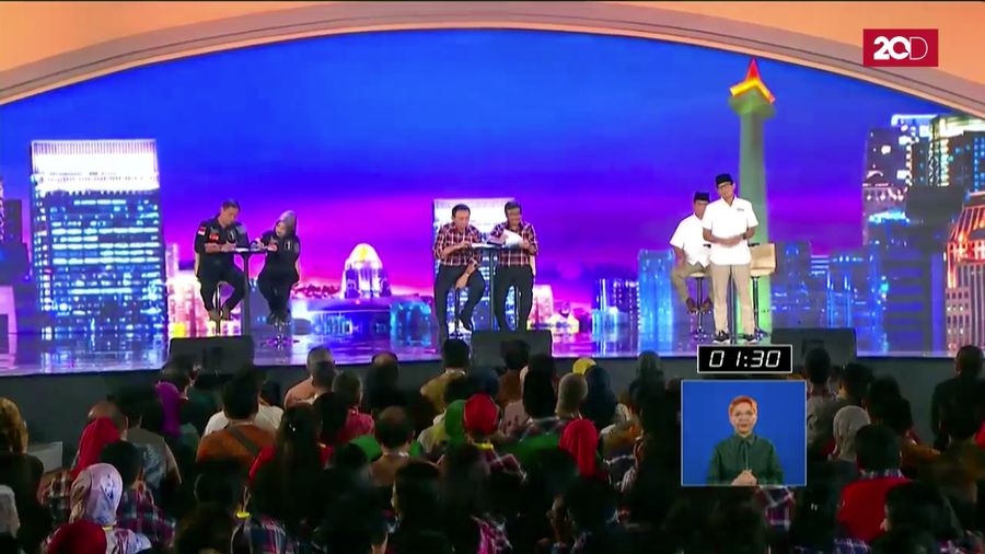 Sandi Copot Sepatu Promosikan OK OC