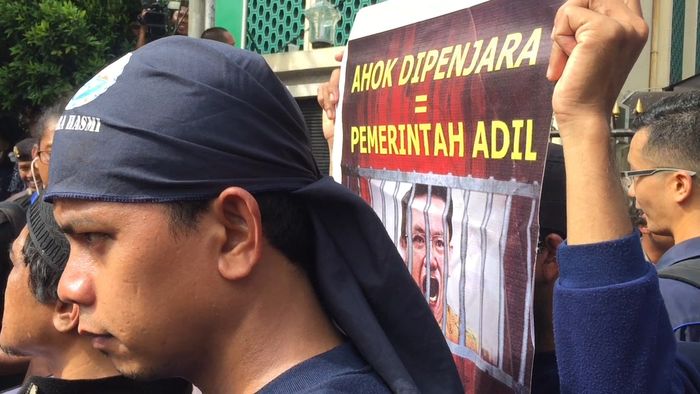 Ormas Islam Kawal Sidang Perdana Ahok