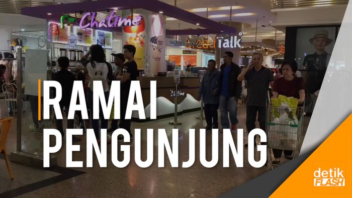 Blok M Plaza Ramai Pengunjung di H-3 Lebaran