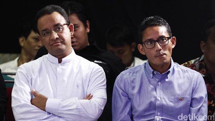 Blak-blakan: Anies-Sandi Goyang PPAP