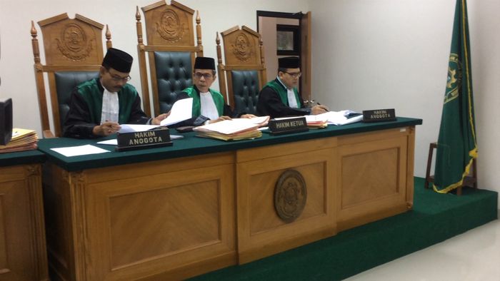 Adanya Orang Ketiga, Fakta Sidang Gugatan Putri Aisyah 