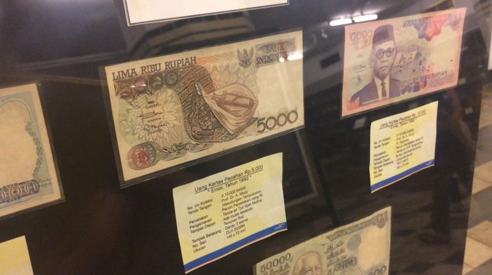 Serunya Belajar Seri Uang Indonesia di Museum Bank Mandiri