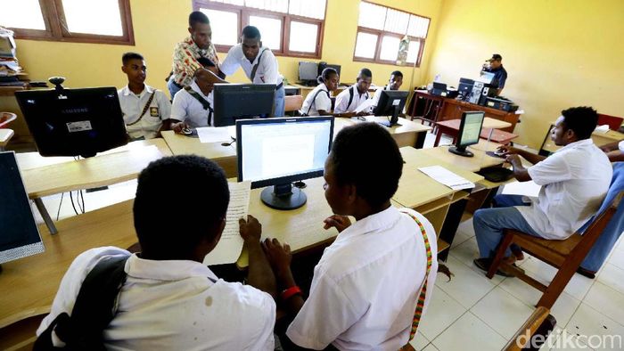 Sekolah Gratis di Perbatasan Sota