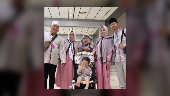 Doa Netizen Nagita Slavina Tetap Berhijab Usai Umrah