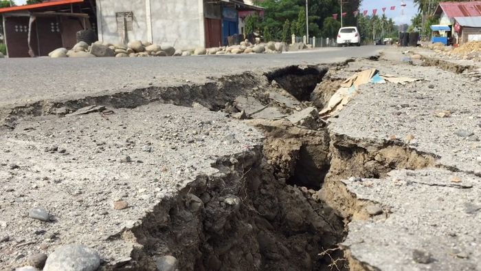 Banyak Jalan Antar Desa di Pidie Jaya yang Retak