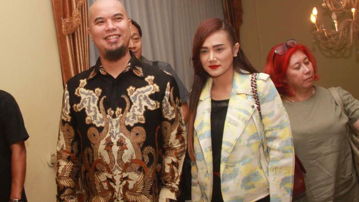 Diprotes Shafeea, Mulan Jameela Ogah Seriusi Binis Cilok