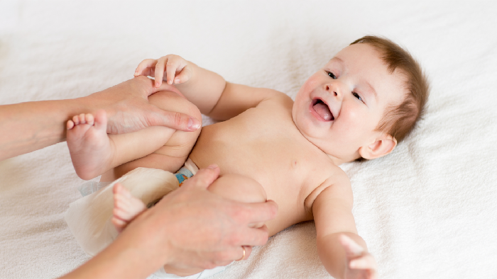 Bayi Mengeluarkan Duri Jadi Viral, Ini Kata Dokter