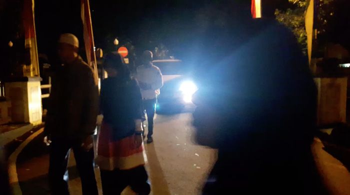 1212 di Depok: Mel‎uber ke Luar Masjid dan Ada Bagi-bagi Makanan