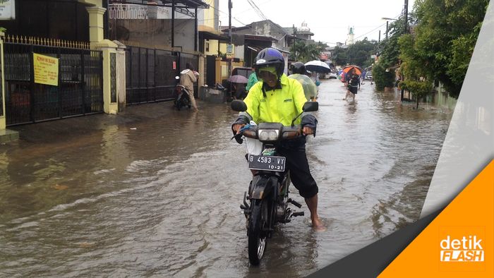 Tak Hanya Jakarta, Bekasi Juga Kebanjiran