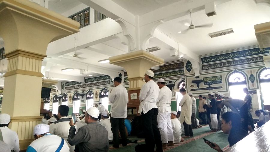Khusyuknya Peserta Aksi 161 Salat Dhuha