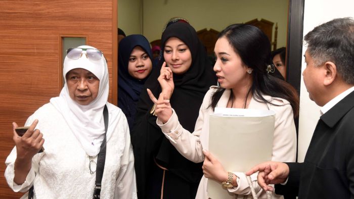 Rampas Ponsel, Istri Pertama Ustaz Al Habsyi Dilaporkan ke Polda