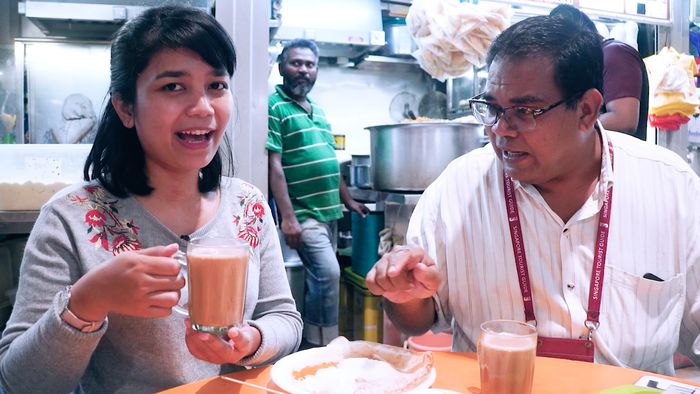Berburu Jajanan di Tekka Centre Little India
