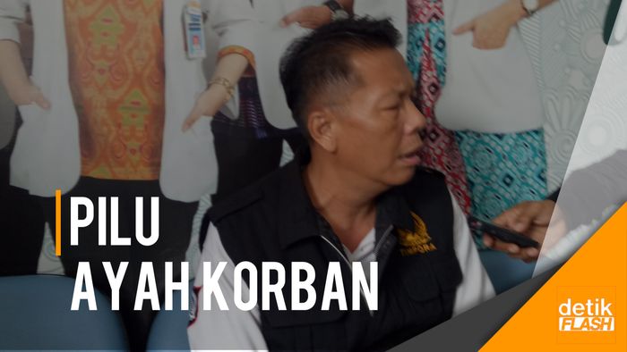 Pilu Ayah Anggota Polisi Korban Ledakan Bom Kampung Melayu