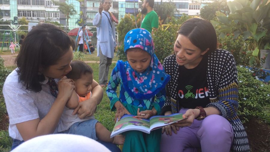 Tumbuhkan Minat Baca Bersama Yayasan Sayangi Tunas Cilik dan Gojek