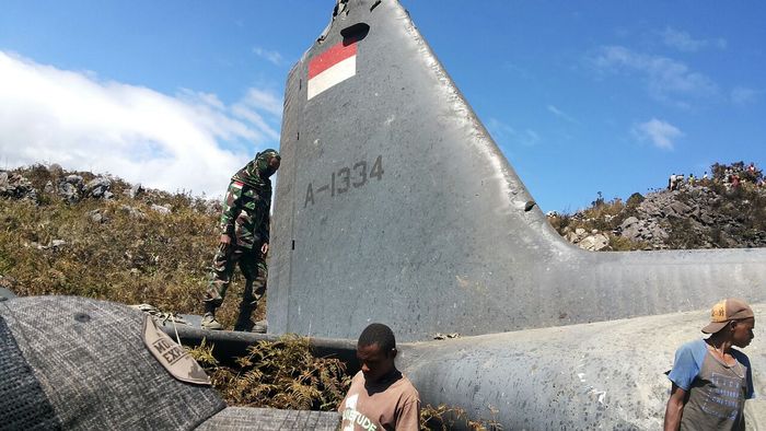 Pesawat Hercules Laik Terbang, Diduga Jatuh karena Cuaca