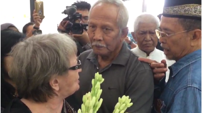 Beda Pendapat antar Ayah dan Ibu Soal Pemakaman Yana Zein