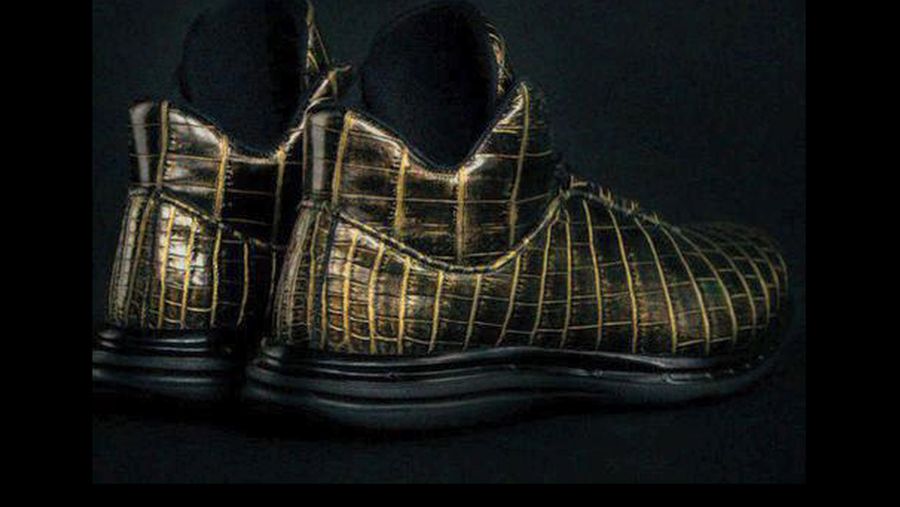 Dijual Rp 265 Juta, Ini Istimewanya Sneakers Termahal di Dunia