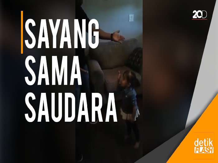 Menggemaskan! Aksi Gadis Cilik Membela Saudaranya