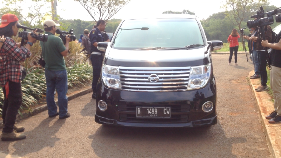 Jenazah Julia Perez Tiba di Rumah Duka
