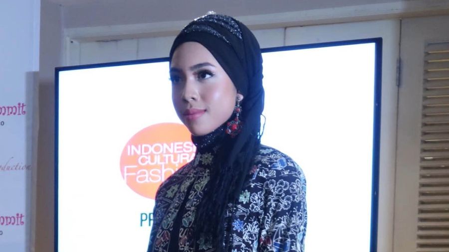 Harapan Desainer Hijab Indonesia atas Kedatangan Raja Salman