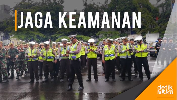 Ribuan Polisi Amankan Malam Tahun Baru di Jaksel