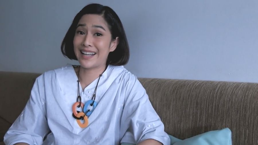 Kenapa Dian Sastro Tak Suka Diajak Foto Bareng Fans?