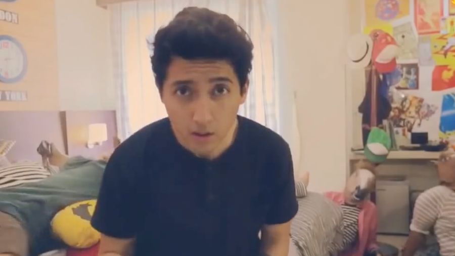 Mesum Saat Live di Instagram, Aron Ashab Dicaci Netizen