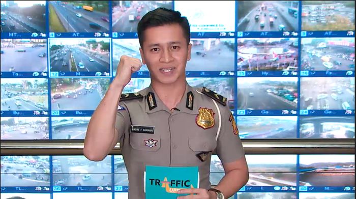 Traffic Update: Peningkatan Volume Kendaraan di Perempatan Gunung Sahari