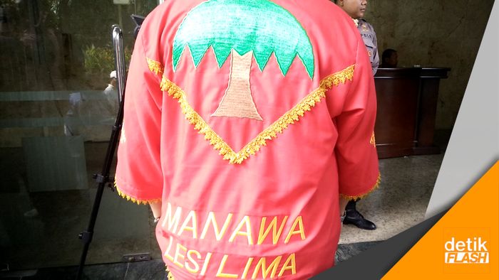 Datang dari Maluku, Warga Laporkan Akun FB Penghina Baju Adat
