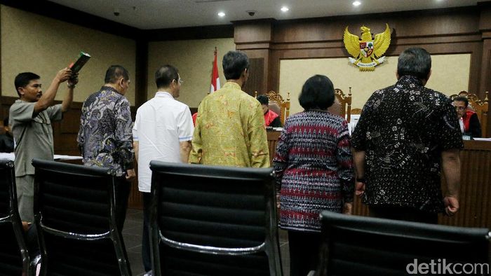 Nah Lho, Setnov Disebut Ikut Pertemuan dengan Irman Soal e-KTP