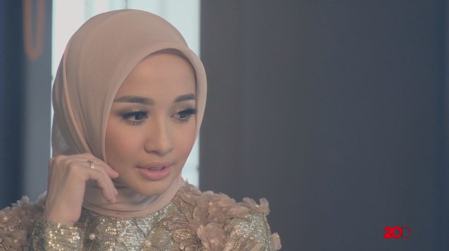 Laudya Cynthia Bella Cerita Tentang Fee Pertama