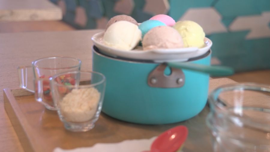 Ada Es Krim Berasap hingga Waffle Lezat di North Pole